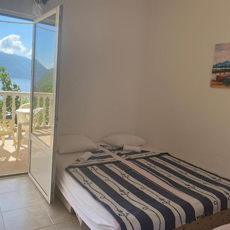 L & D Panorama Apartmani Risan Exterior photo